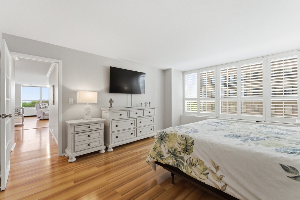 3550 N Lake Shore Drive - Photo 15