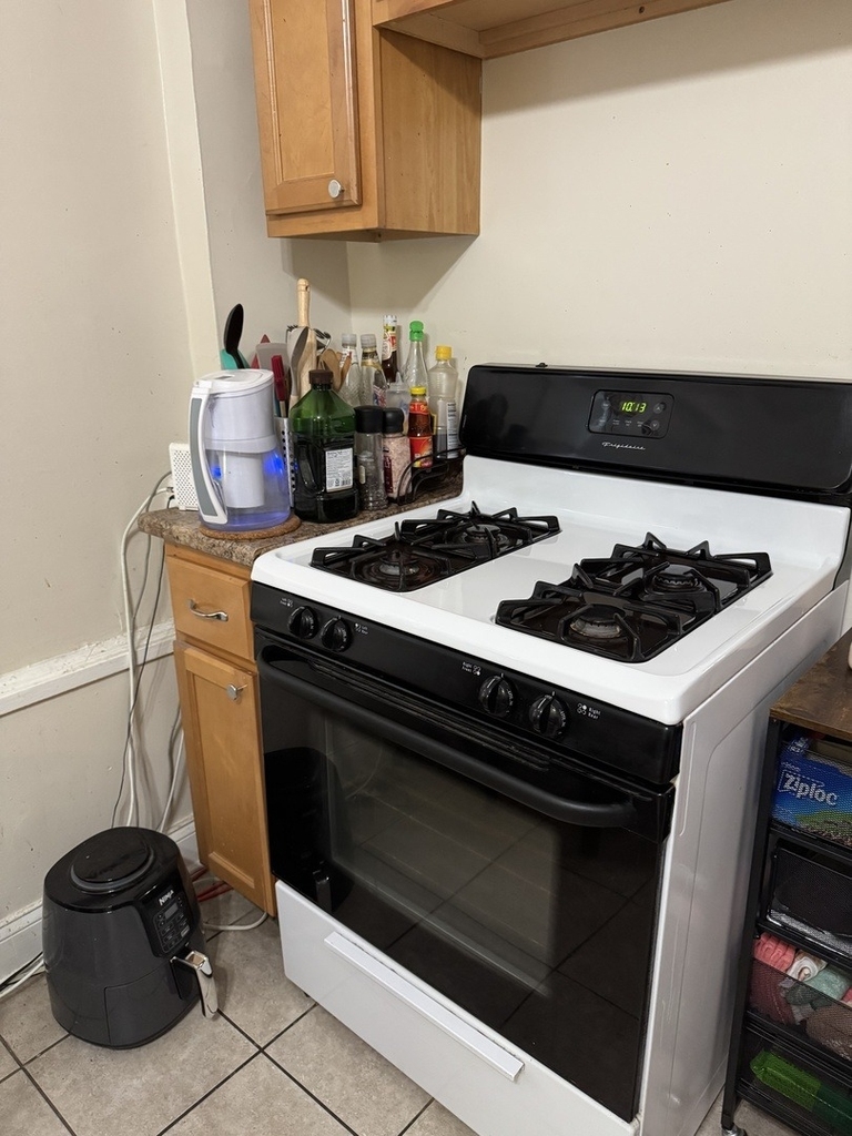 3145 S May Street - Photo 5