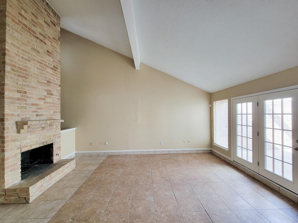 2710 Quail Creek Drive - Photo 4