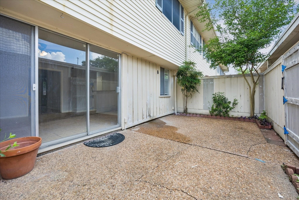2053 Winrock Boulevard - Photo 12