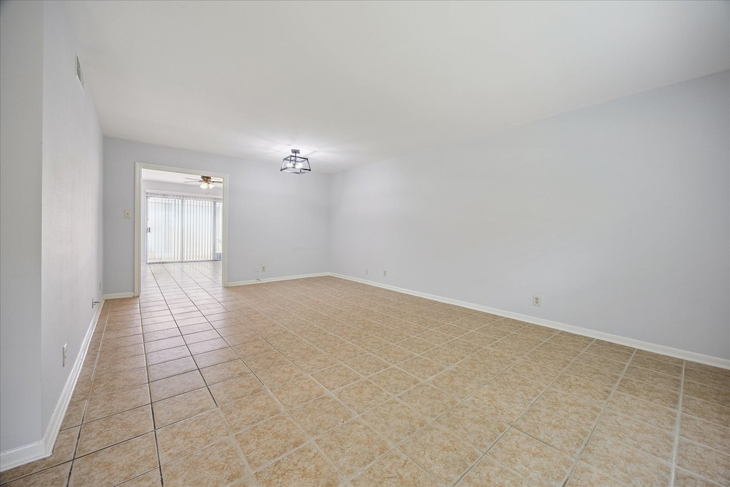 2053 Winrock Boulevard - Photo 3