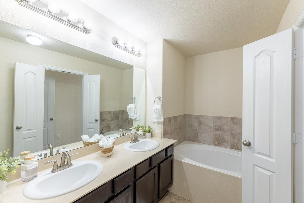 11413 Hackmatack Way - Photo 25