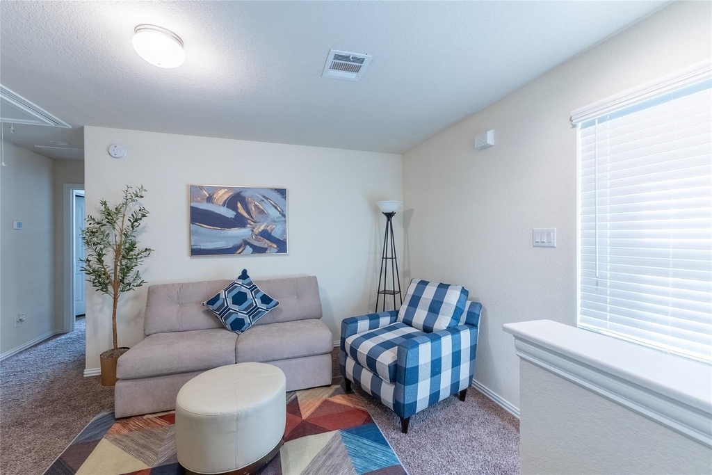 11413 Hackmatack Way - Photo 21