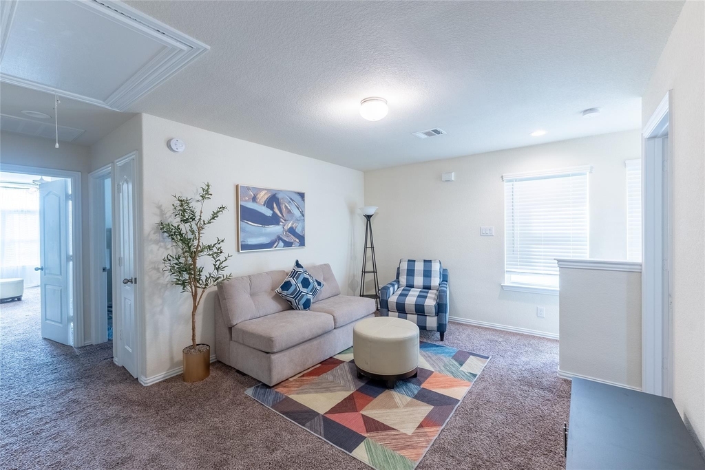 11413 Hackmatack Way - Photo 22
