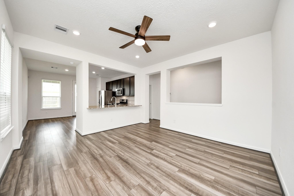 22830 Brisbee Lane - Photo 2