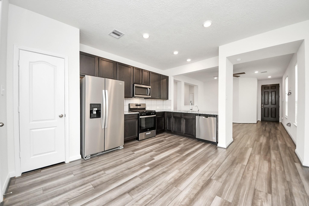 22830 Brisbee Lane - Photo 10