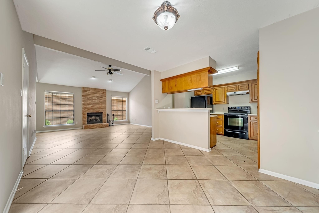 12038 Texas National Boulevard - Photo 18