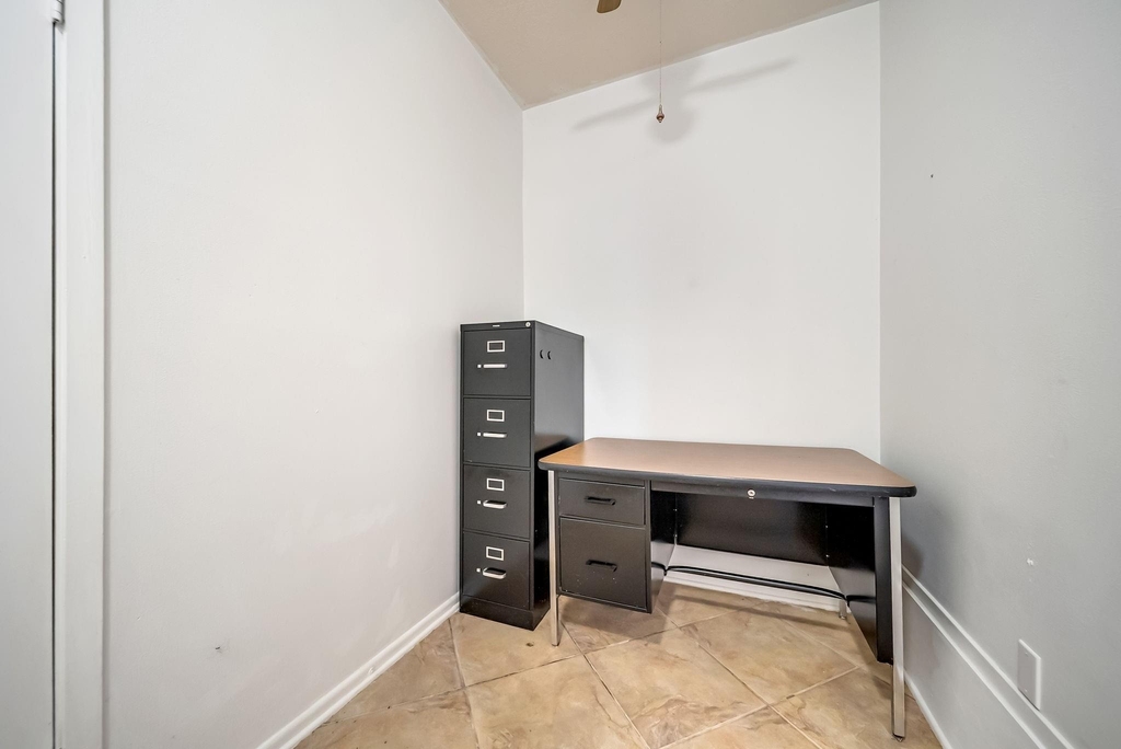 12038 Texas National Boulevard - Photo 25