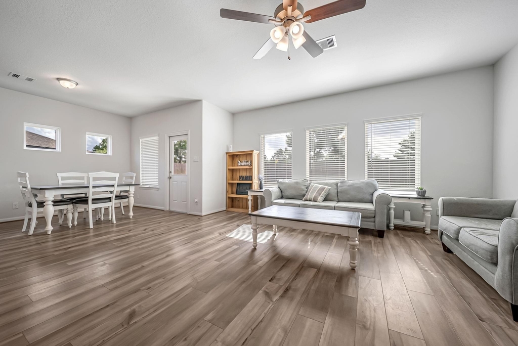 15250 White Moss Drive - Photo 11