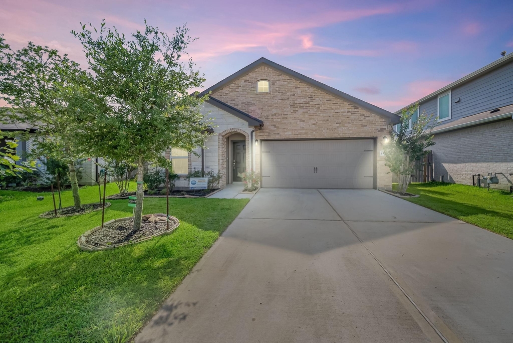 15250 White Moss Drive - Photo 0