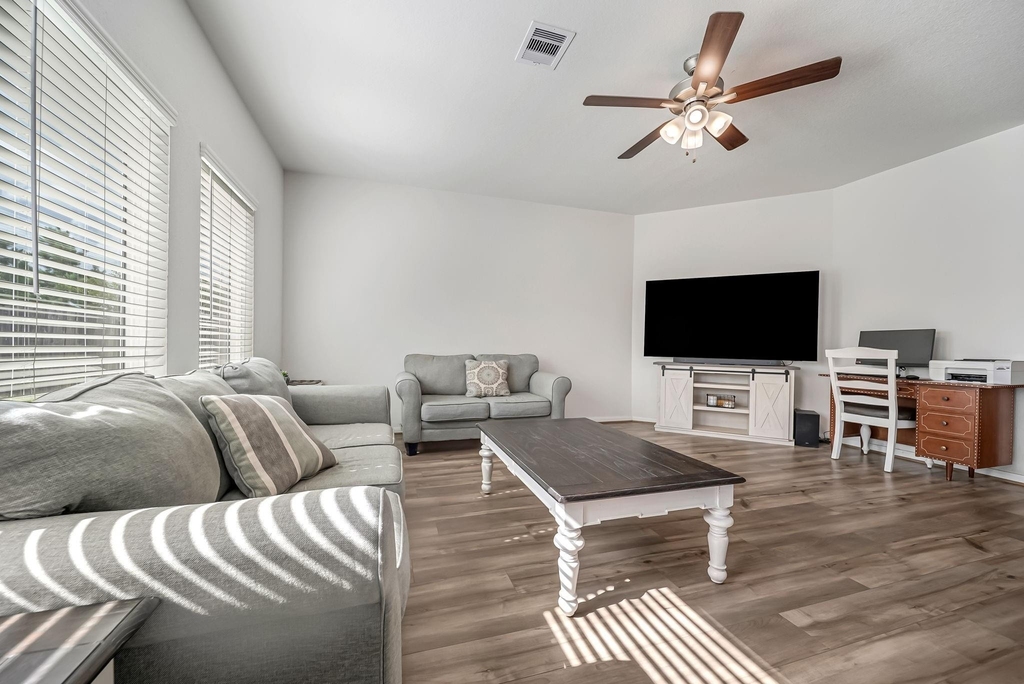 15250 White Moss Drive - Photo 10