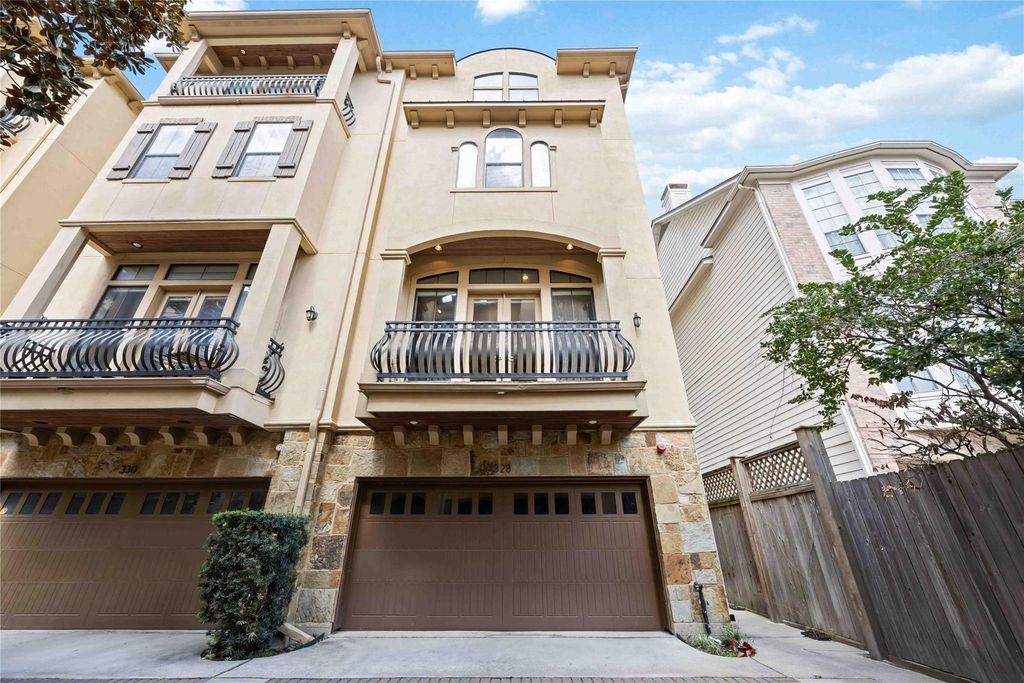 328 Bomar Street - Photo 2