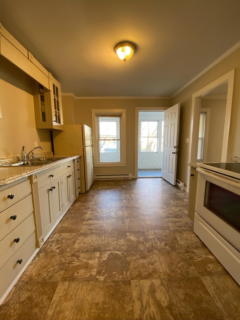 73 Maple - Photo 3