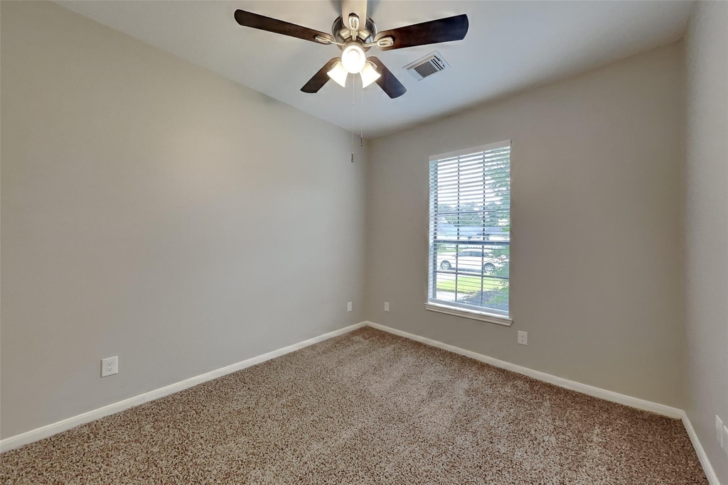 2015 Creston Drive - Photo 12