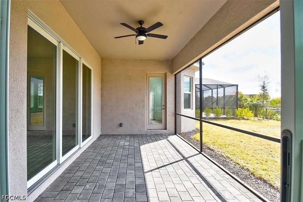 7796 Lakes Edge Lane - Photo 15