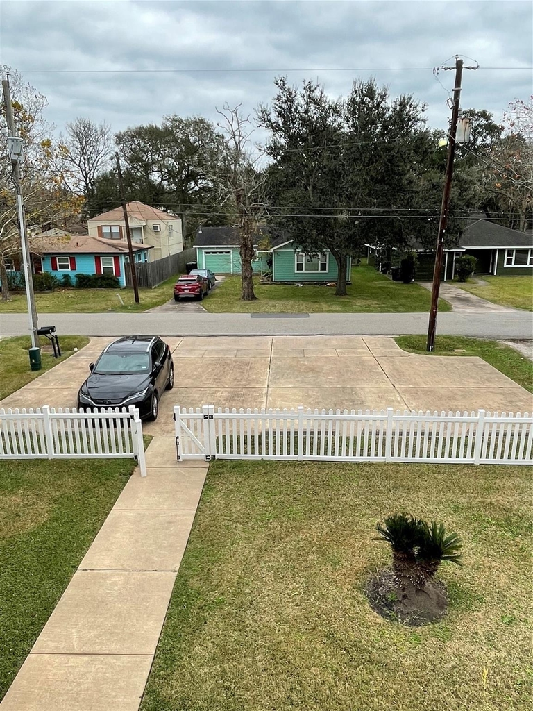 1018 S Booth Lane - Photo 1