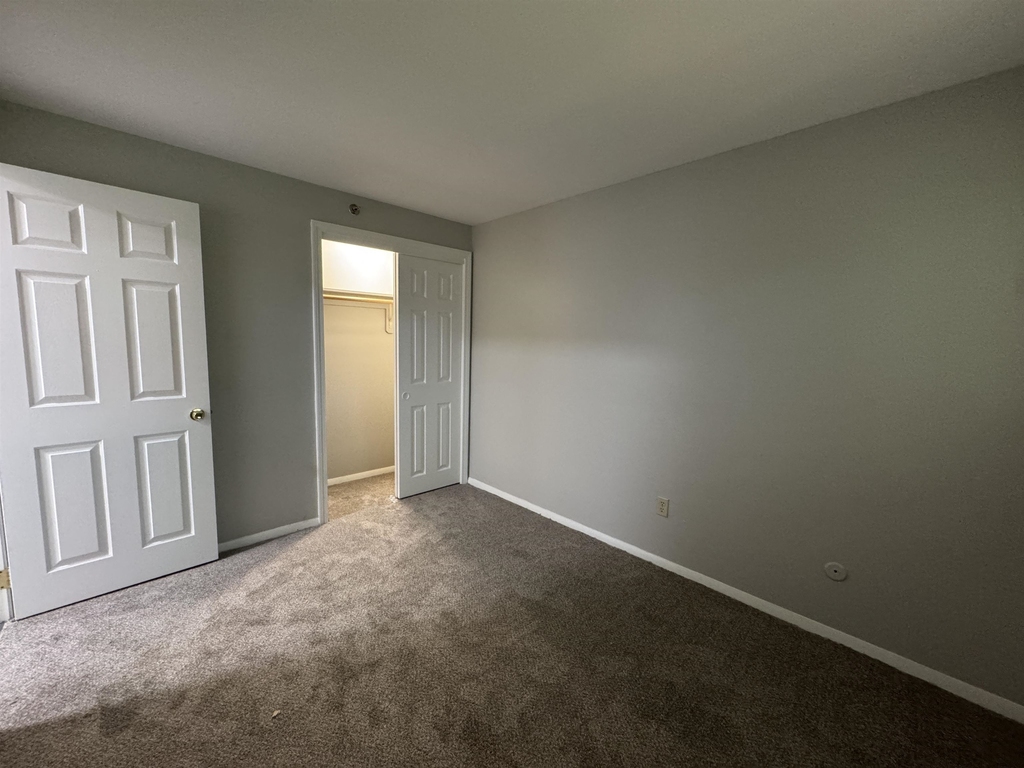 93 West - Photo 25