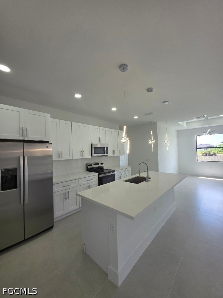 710 Godwid Avenue S - Photo 2