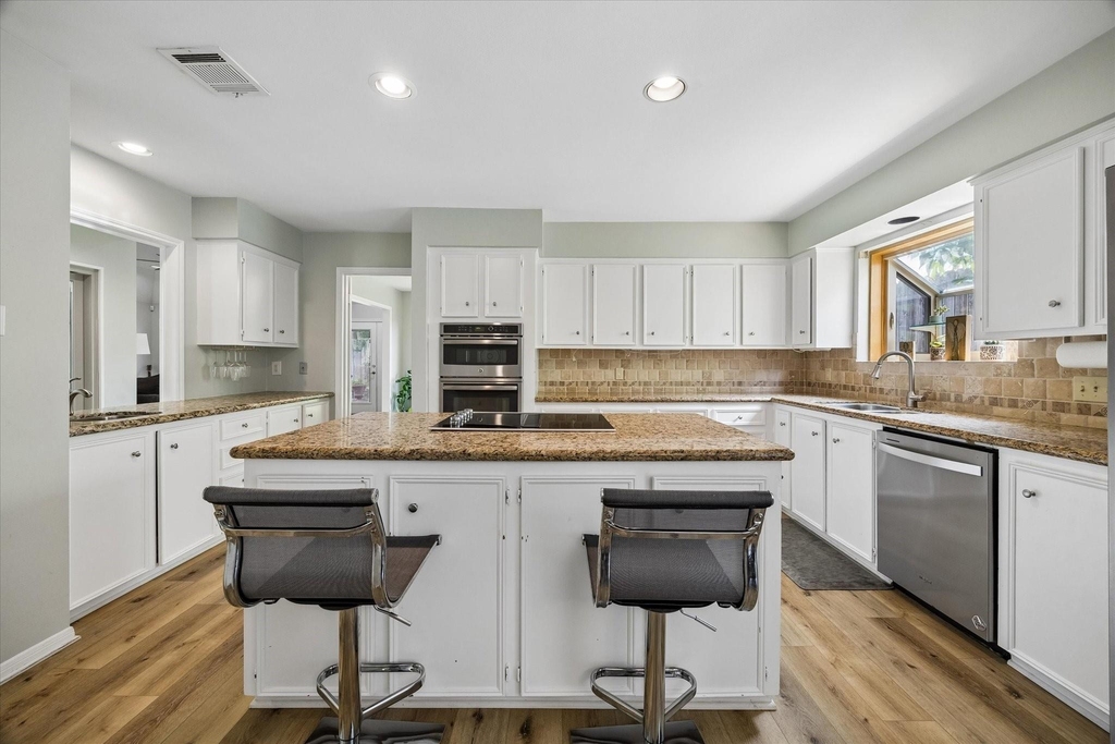 12107 Burgoyne Drive - Photo 8