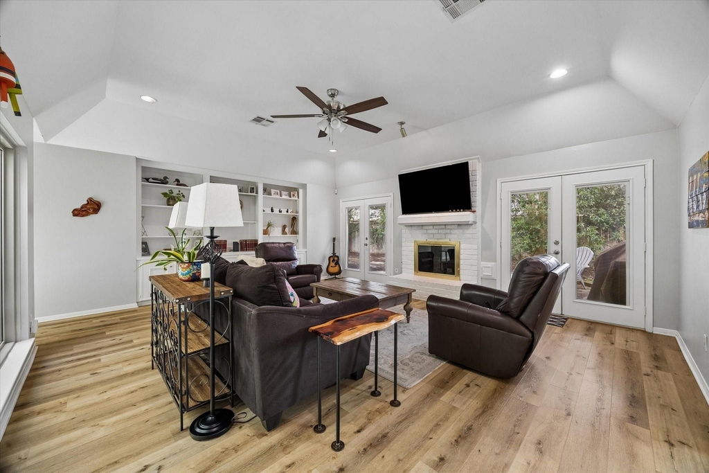 12107 Burgoyne Drive - Photo 5