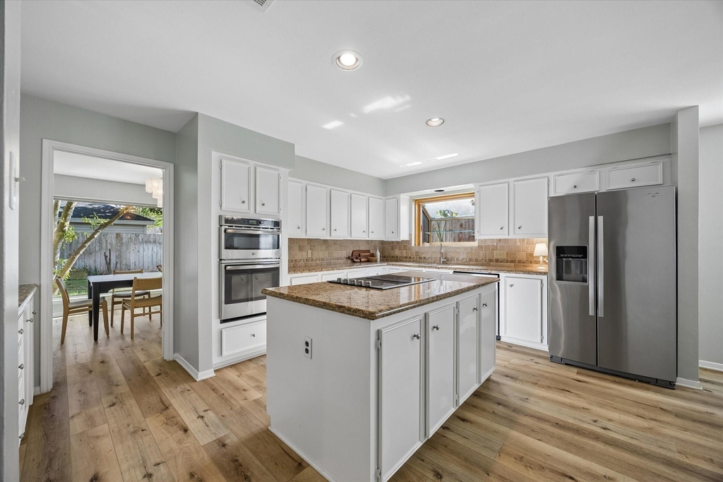 12107 Burgoyne Drive - Photo 7