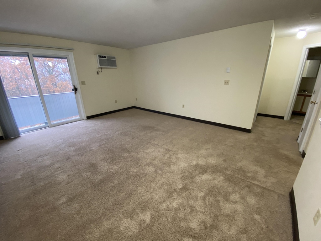 175 Eastern - Photo 11