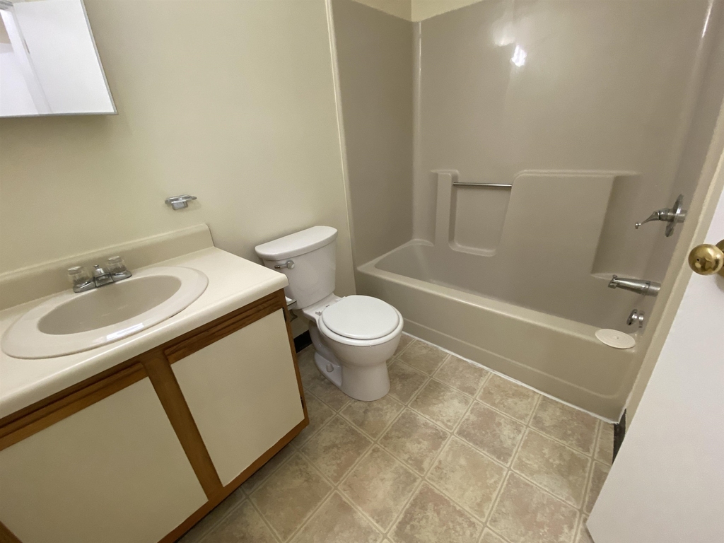 175 Eastern - Photo 19