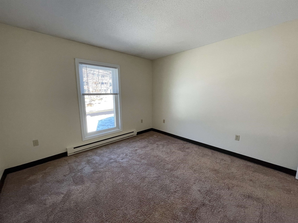 169 Eastern - Photo 23