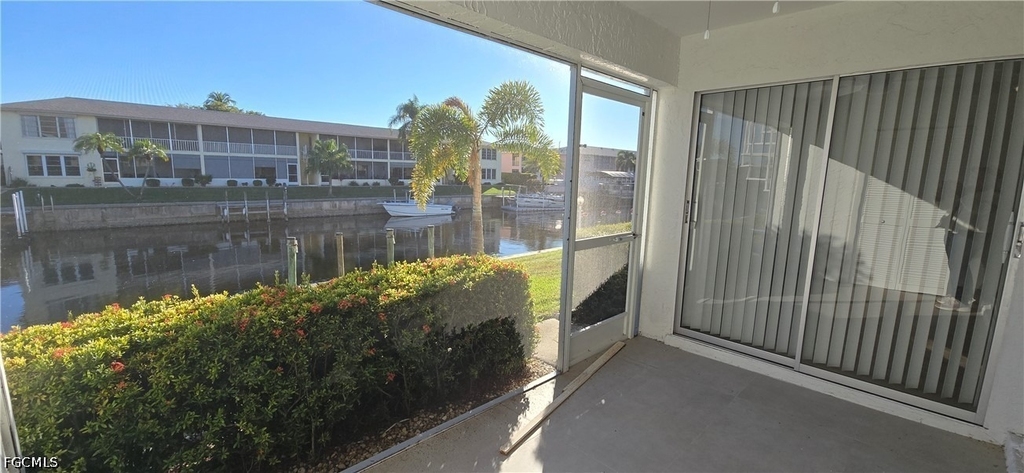 1404 Se 40th Street - Photo 8