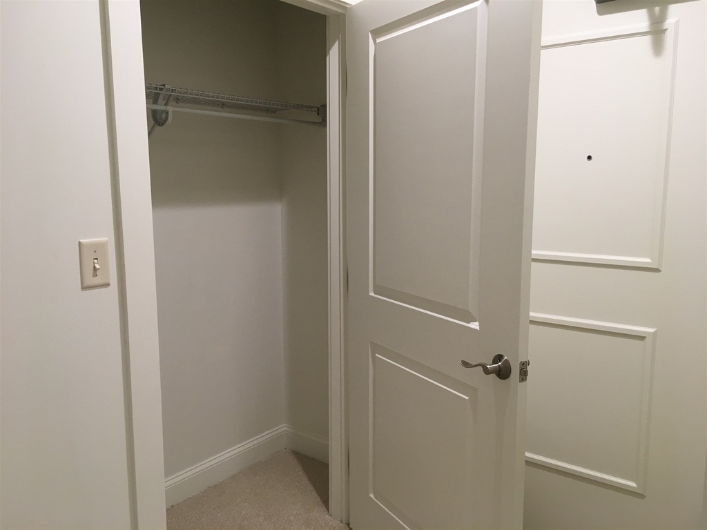 875 Elm - Photo 30