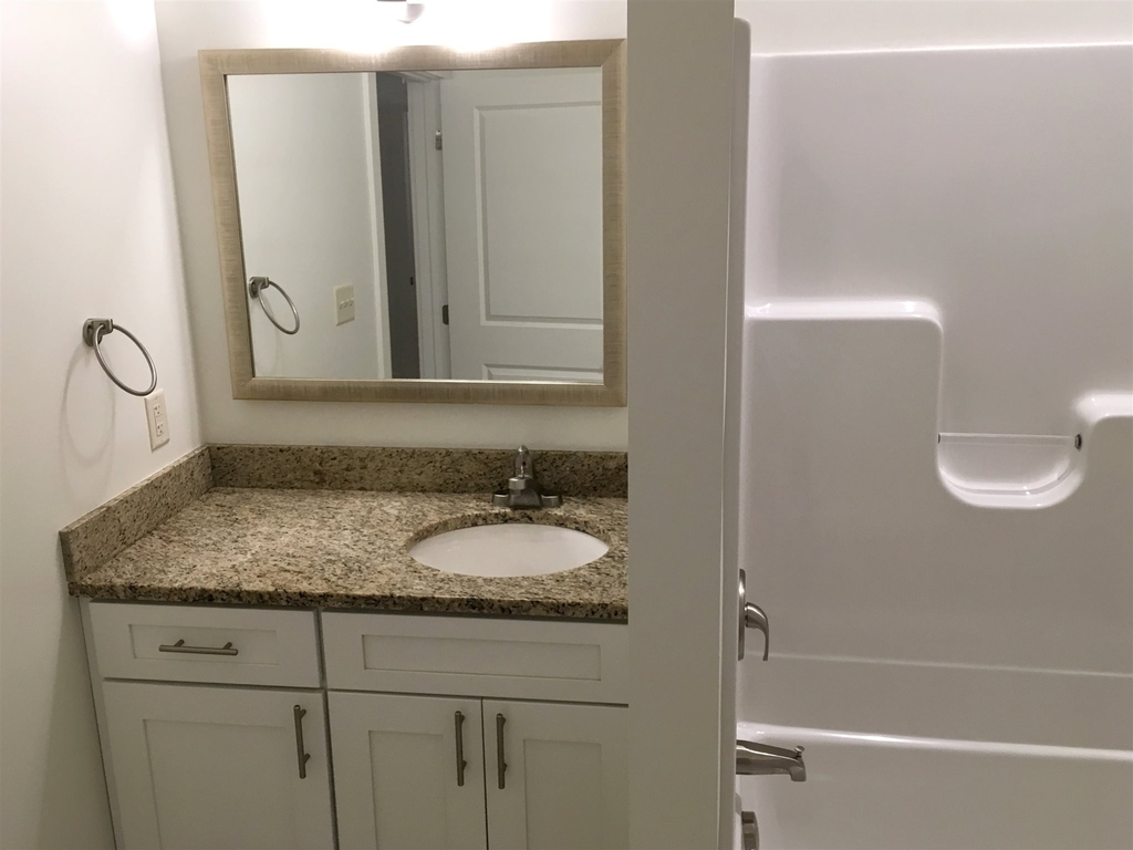 875 Elm - Photo 29