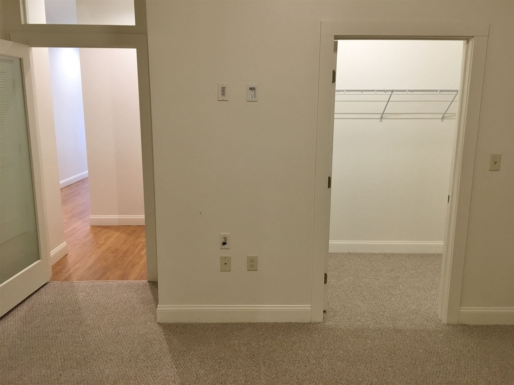 875 Elm - Photo 28
