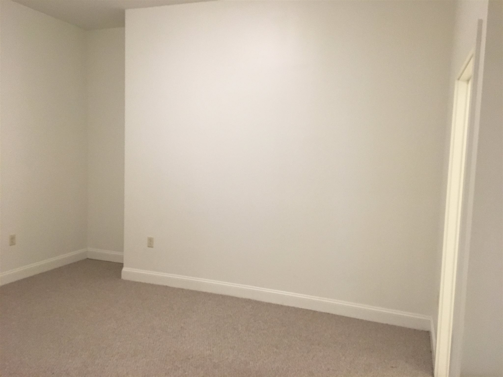 875 Elm - Photo 25