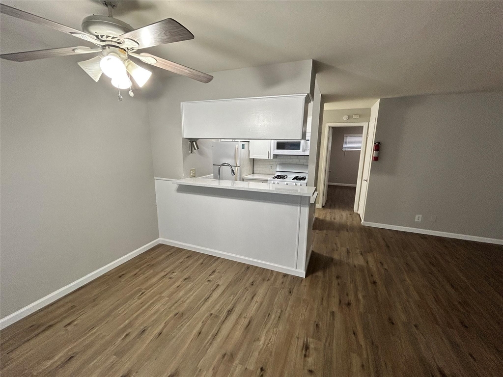 1401 Kipling - Photo 2
