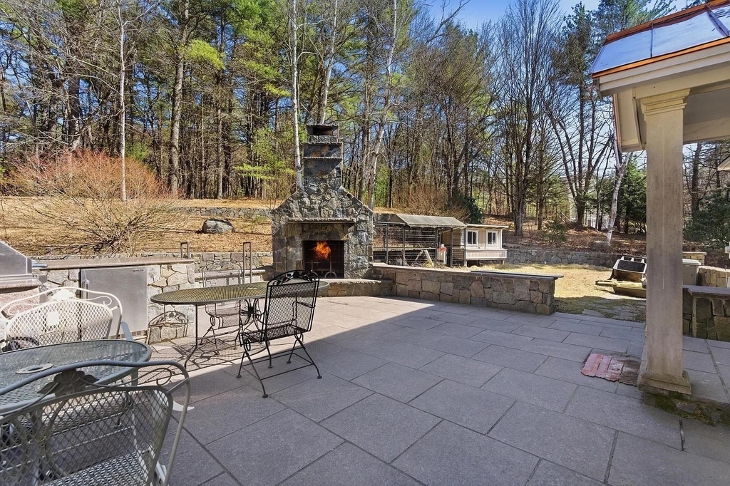 166 Londonderry - Photo 26