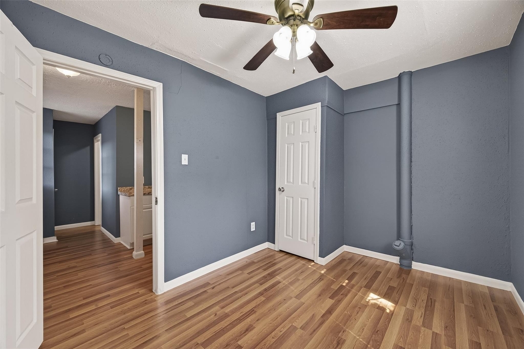 216 Burr Street - Photo 7