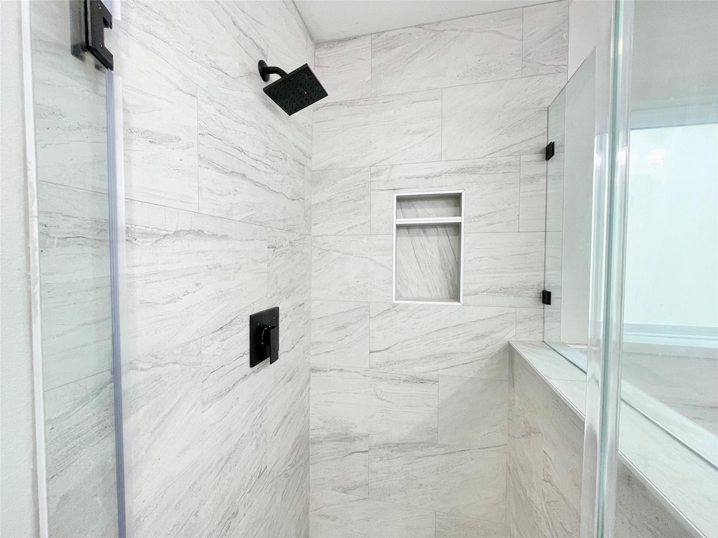 20919 Hall Colony Court - Photo 18