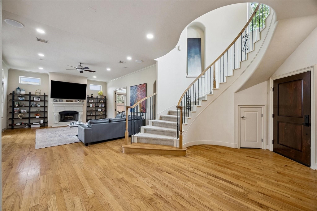 11218 French Oak Lane - Photo 2