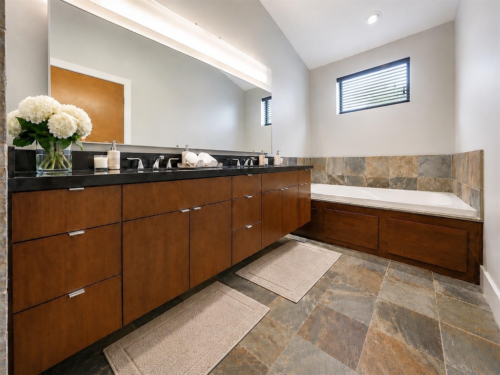 1043 Bonner Street - Photo 9