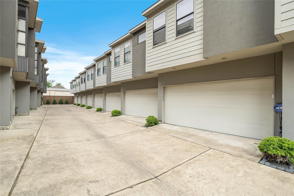 1043 Bonner Street - Photo 15