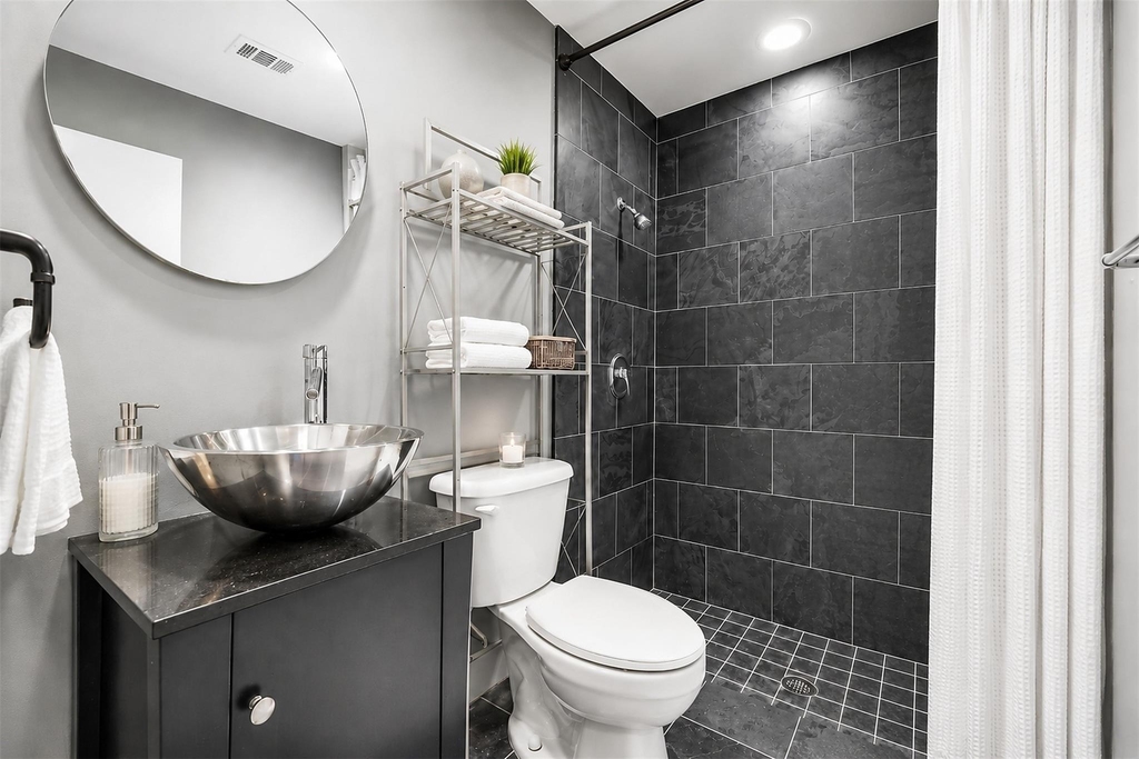 1043 Bonner Street - Photo 13