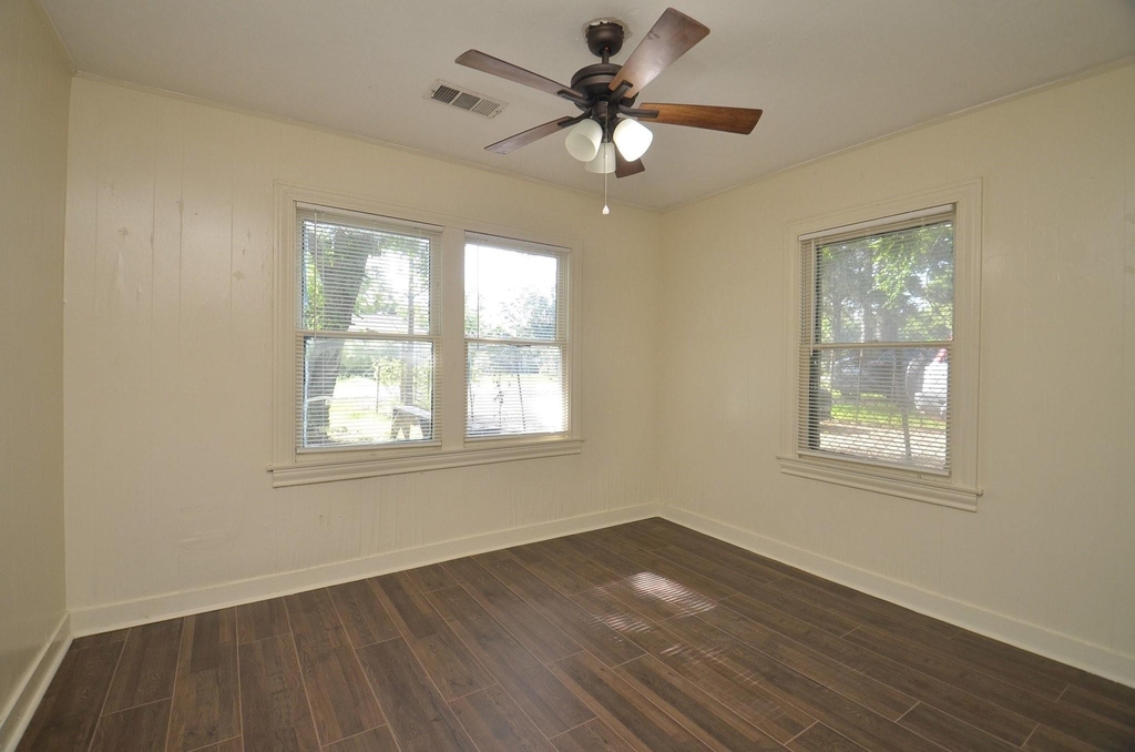 1600 5th Street - Photo 17