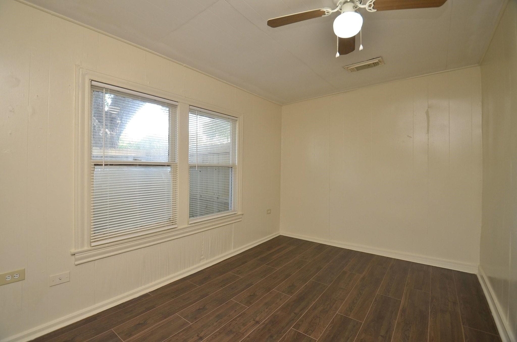 1600 5th Street - Photo 14