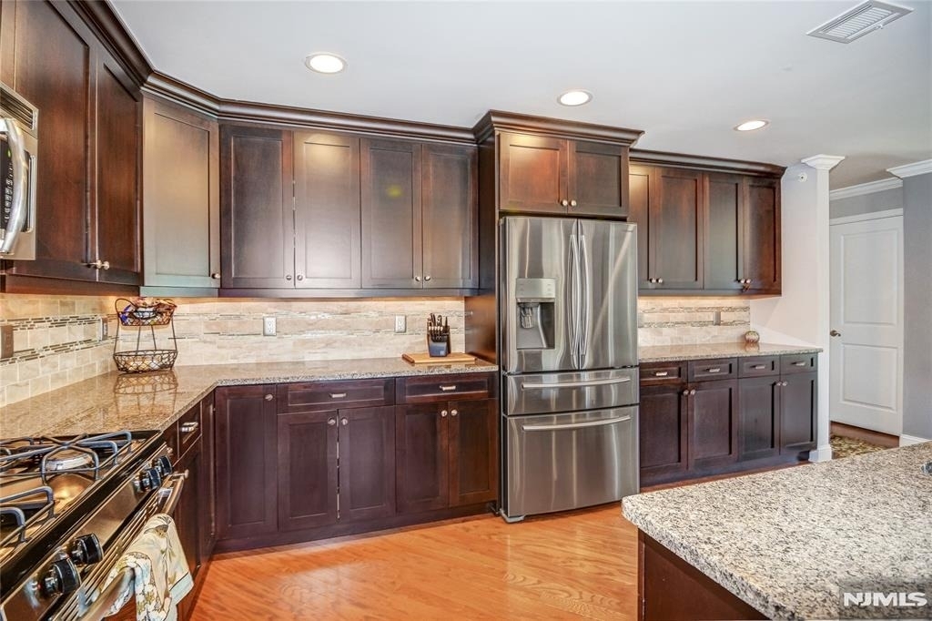 2102 Freeman - Photo 11