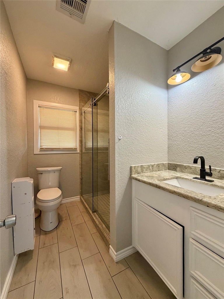 1214 W 5th Street - Photo 21