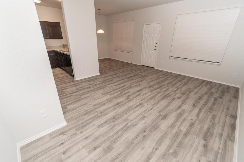 5427 Hawksbury Creek Trail - Photo 4
