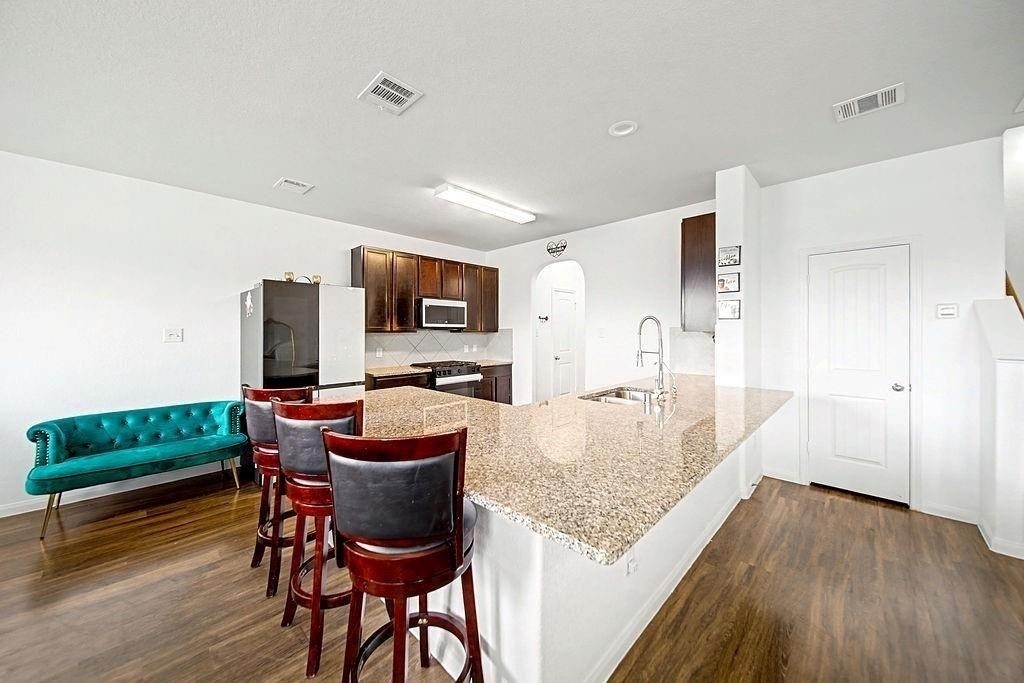 5742 Adelaide River Drive - Photo 5
