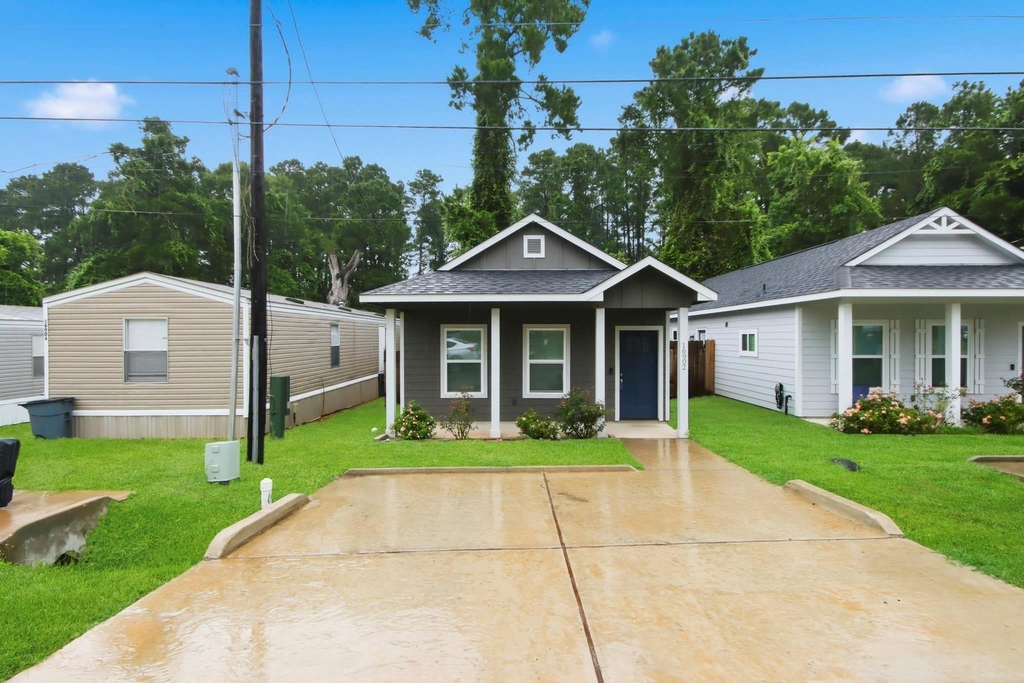 16902 Balmoral - Photo 21
