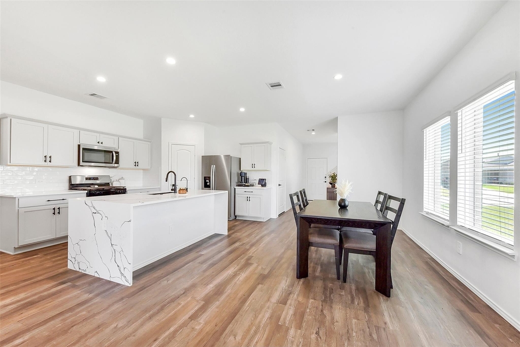 24222 Sandstone Valley Lane - Photo 11