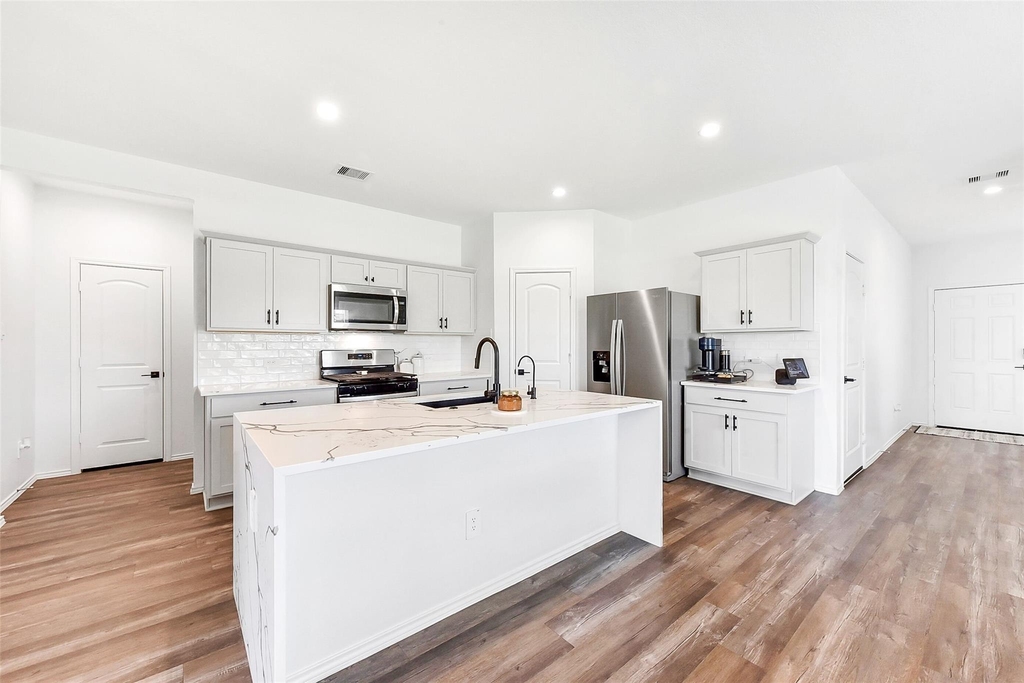 24222 Sandstone Valley Lane - Photo 8